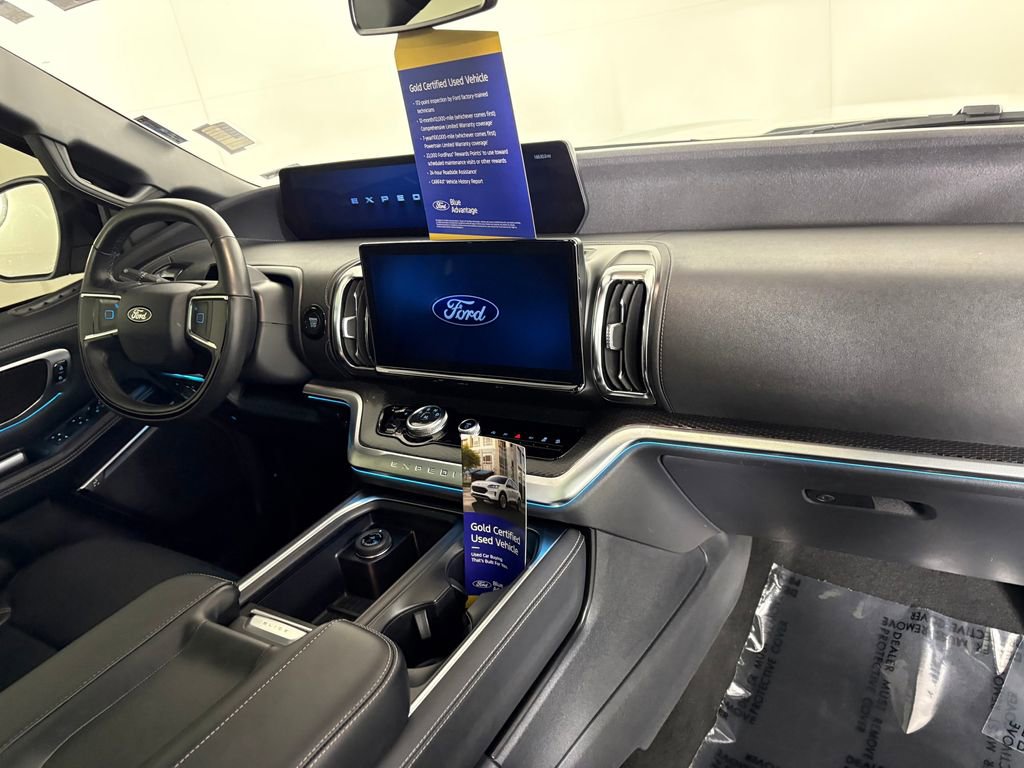 Certified 2025 Ford Expedition Max Platinum w/ Stealth Performance Package AWD/4WD image 43