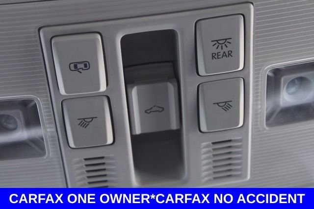 Used 2022 Volkswagen Atlas SEL R-Line image 30