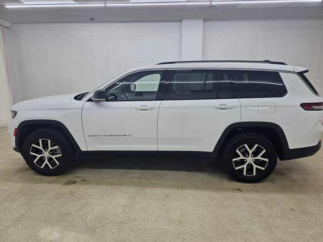 Used 2023 Jeep Grand Cherokee L Limited w/ Trailer Tow Group (B) AWD/4WD image 20