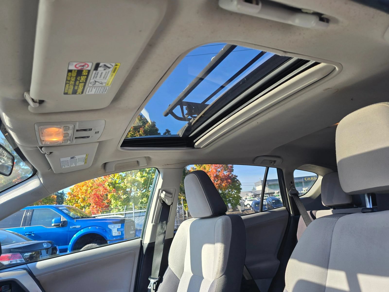 Used 2013 Toyota RAV4 XLE AWD/4WD image 21