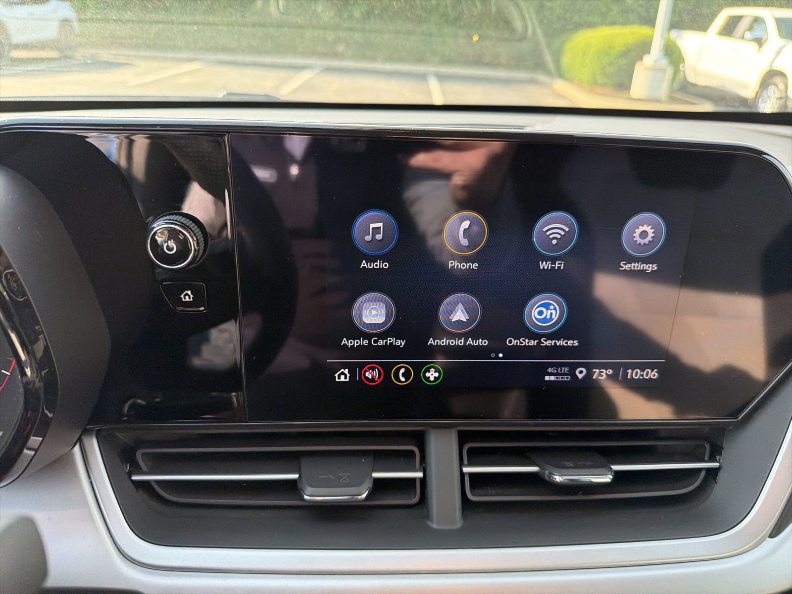 Used 2024 Chevrolet Trax RS w/ Driver Confidence Package image 14