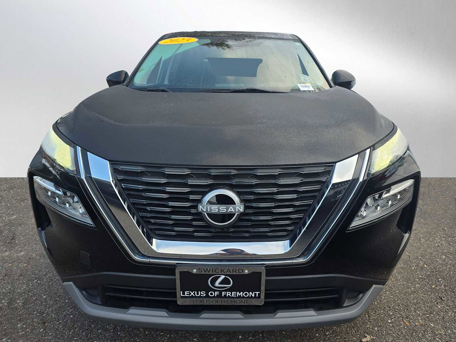 Used 2023 Nissan Rogue SV image 8