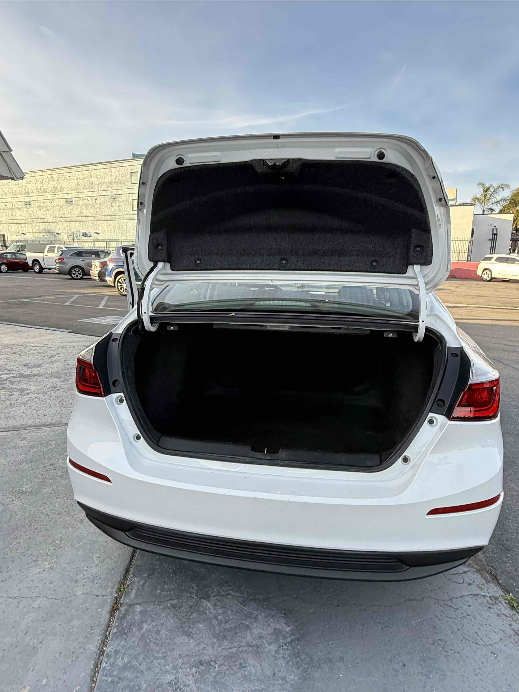 Used 2021 Honda Insight EX image 49