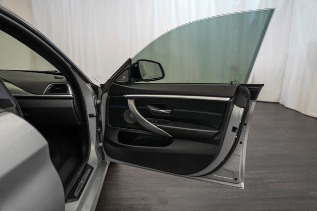 Used 2019 BMW 430i Gran Coupe w/ M Sport Package RWD image 17