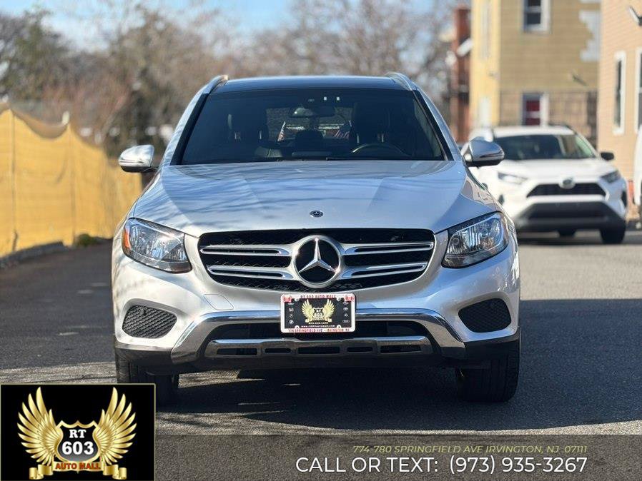 Used 2018 Mercedes-Benz GLC 300 4MATIC image 2