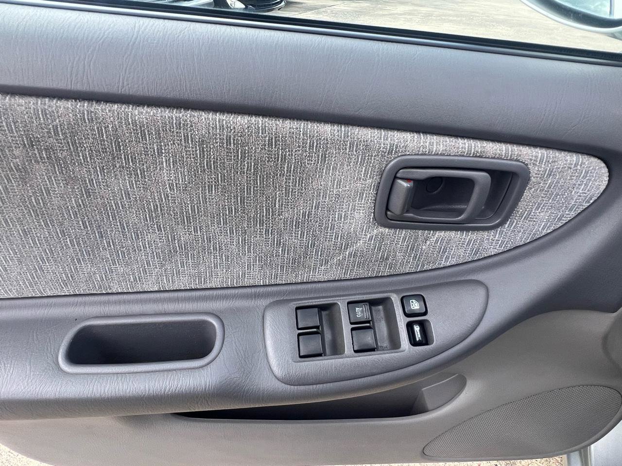 Used 2001 Nissan Altima GXE image 23