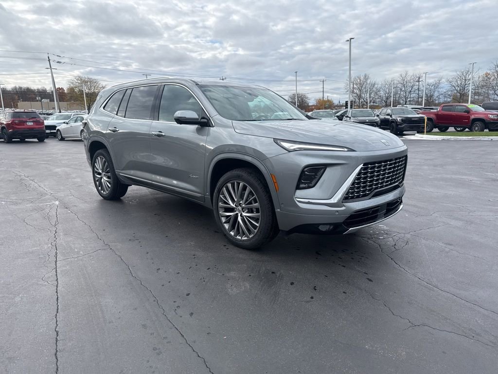 New 2026 Buick Enclave Avenir w/ Super Cruise Package image 4
