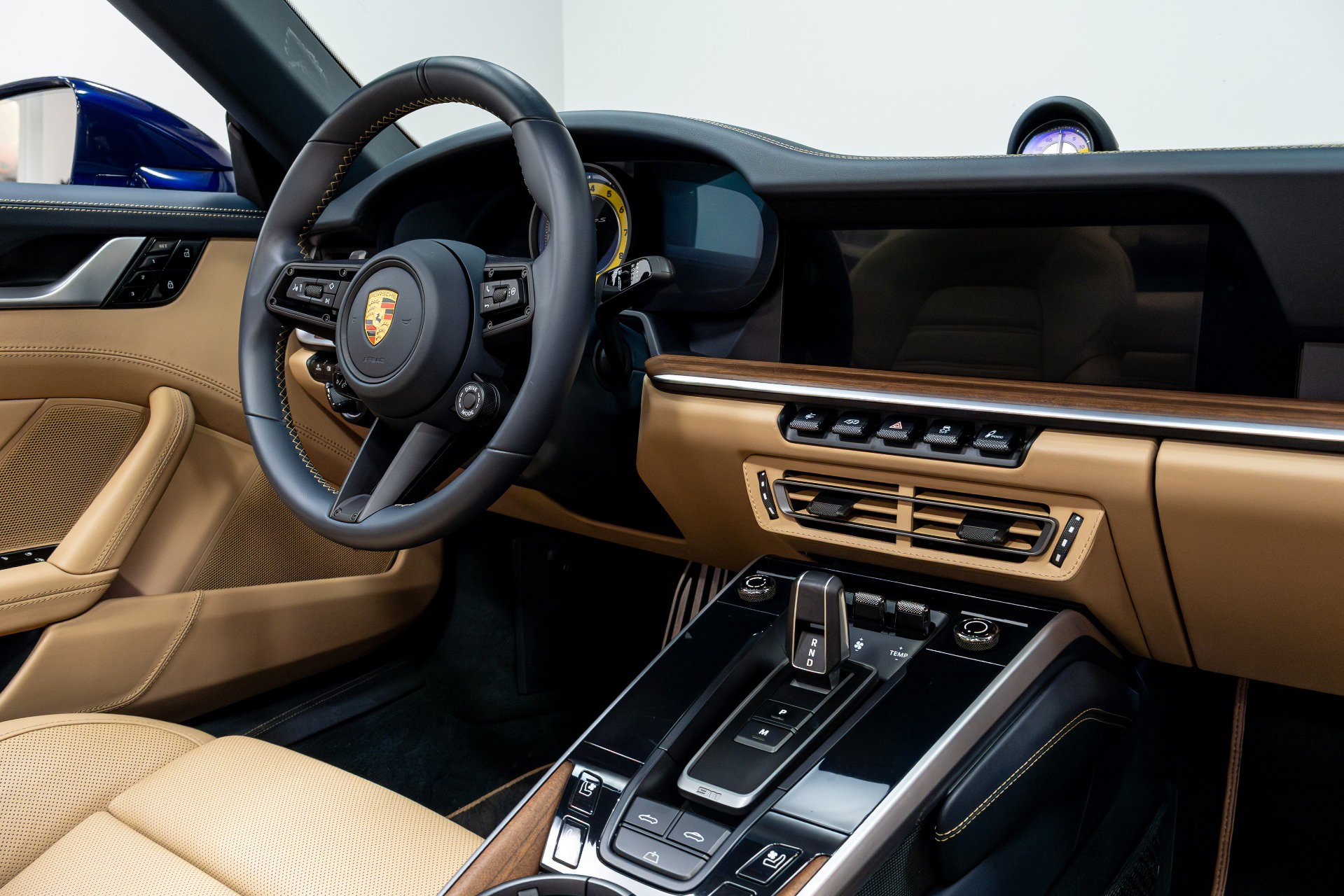 Used 2021 Porsche 911 Turbo S image 25