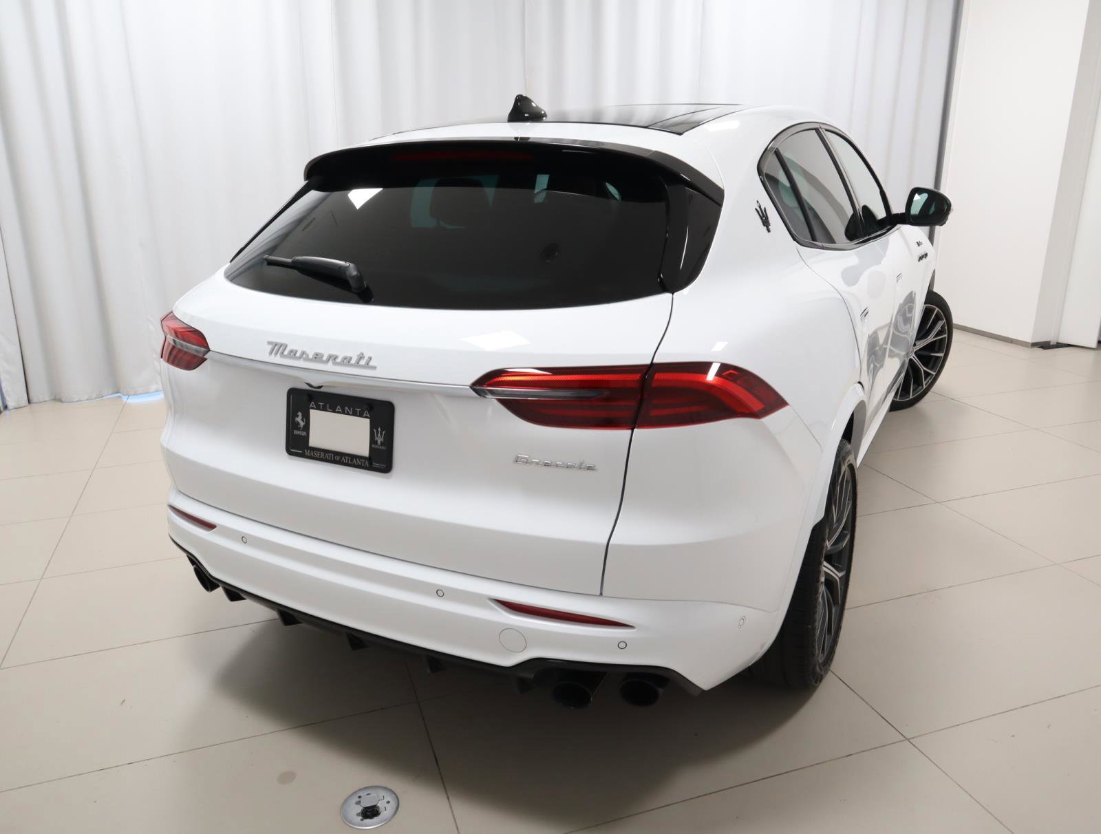 Used 2023 Maserati Grecale Modena image 5