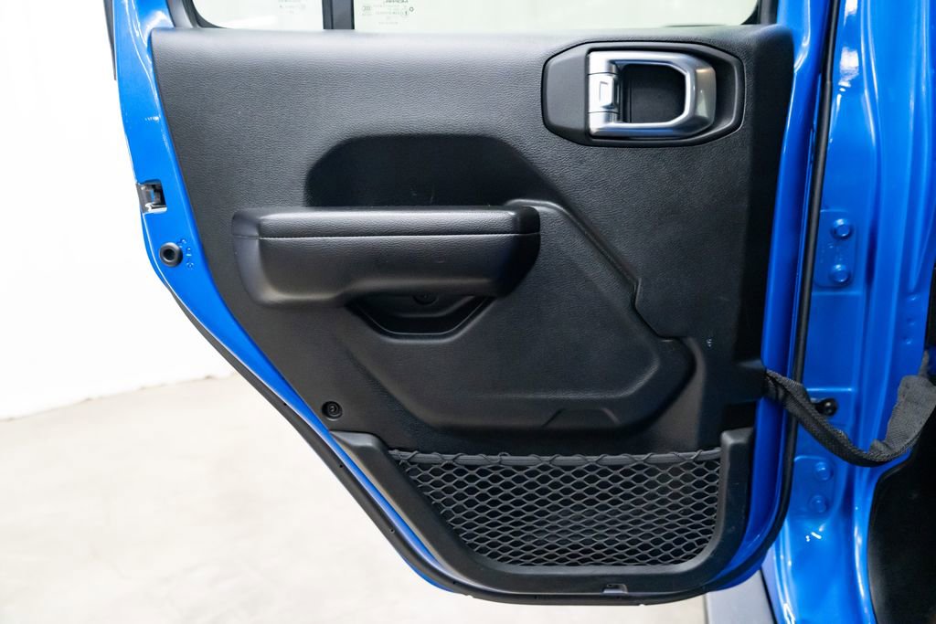 Used 2021 Jeep Wrangler Unlimited Rubicon image 25