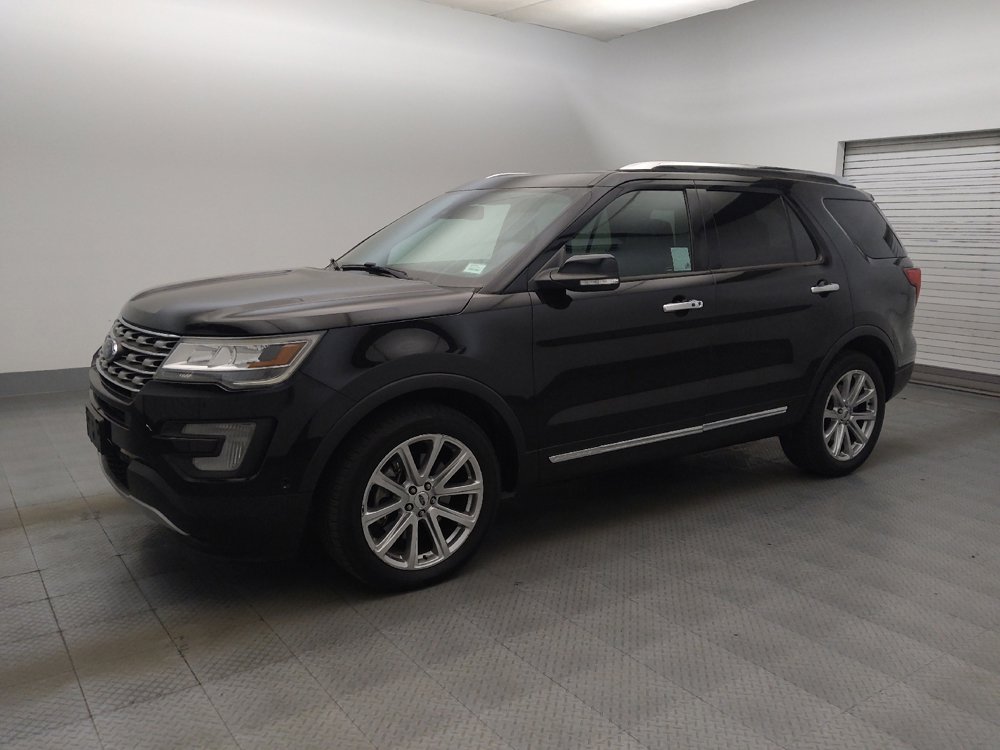 Used 2017 Ford Explorer Limited w/ Equipment Group 303A AWD/4WD image 2