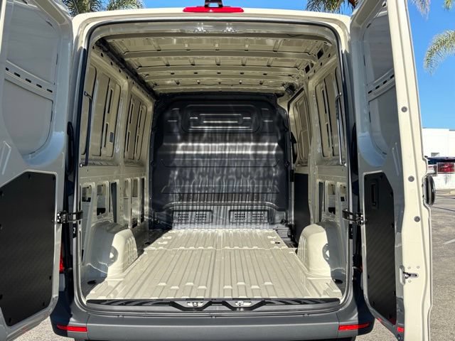 Used 2026 Mercedes-Benz Sprinter 2500 image 25