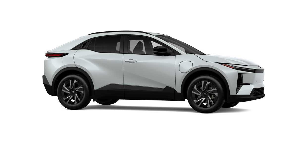 New 2026 Toyota C-HR AWD/4WD image 13