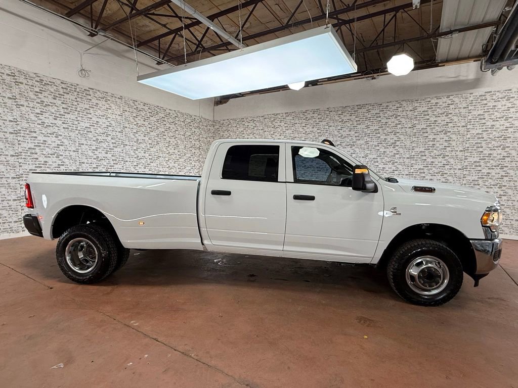 Used 2023 RAM 3500 Tradesman image 8