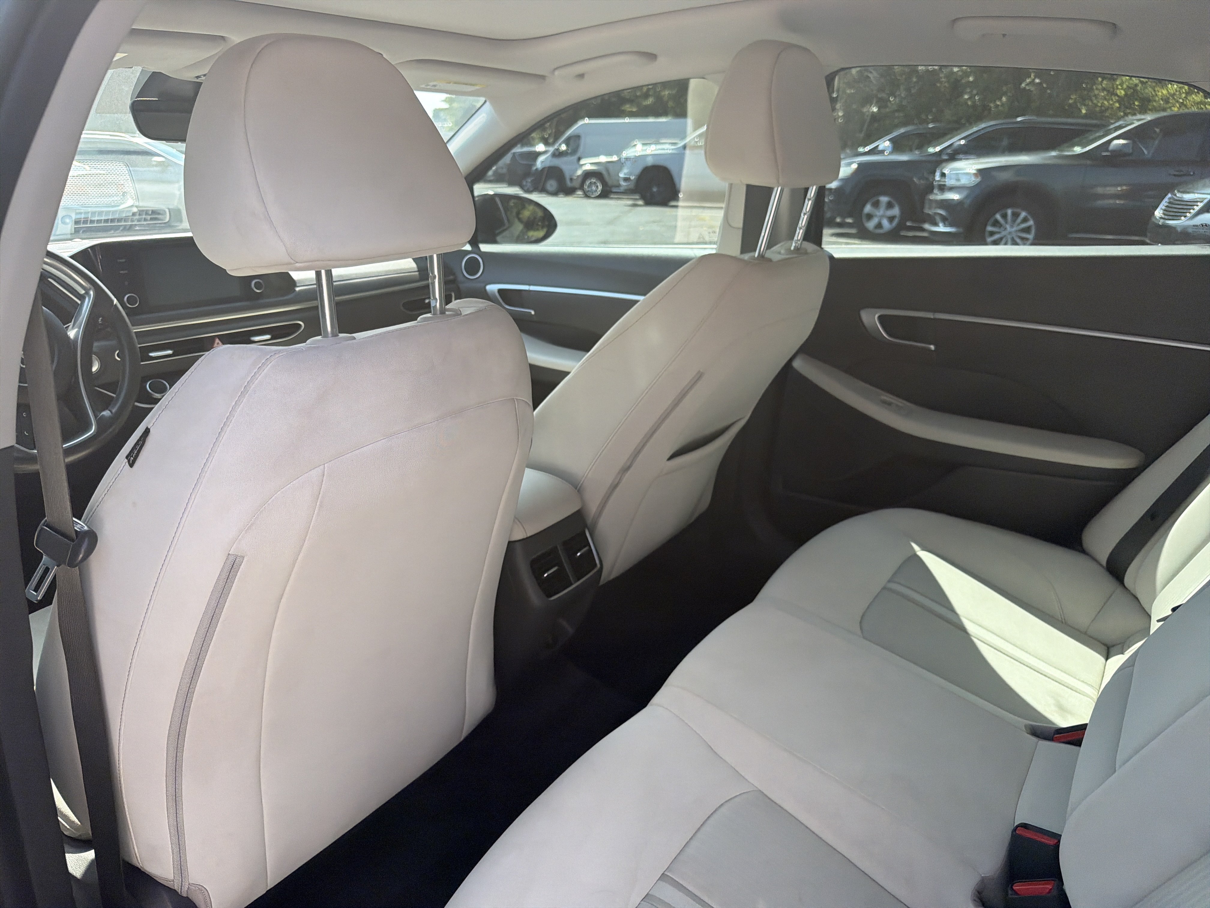 Used 2021 Hyundai Sonata SEL w/ Convenience Package FWD image 11
