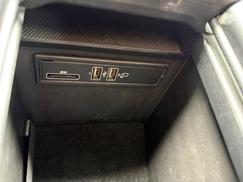 Used 2018 Mercedes-Benz GLC 300 image 25