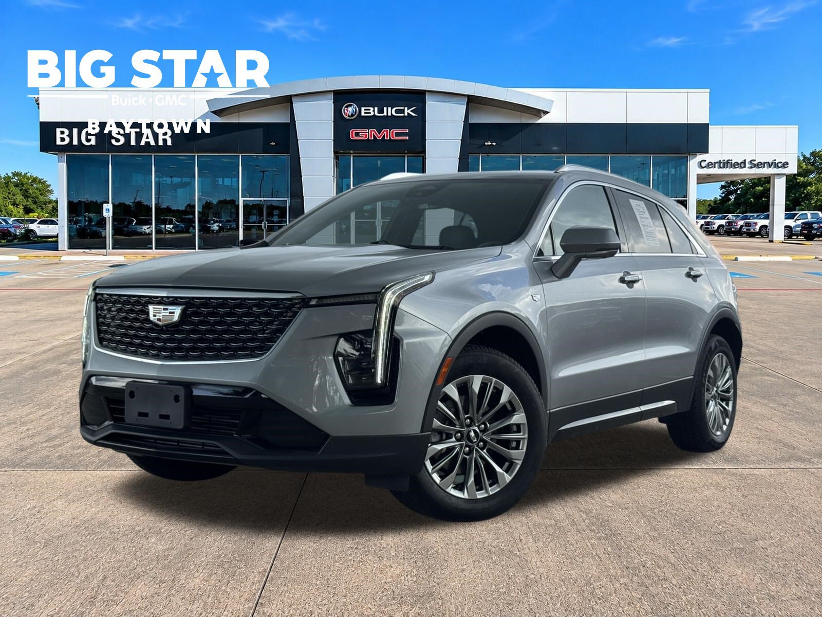 Used 2025 Cadillac XT4 Premium Luxury FWD image 1