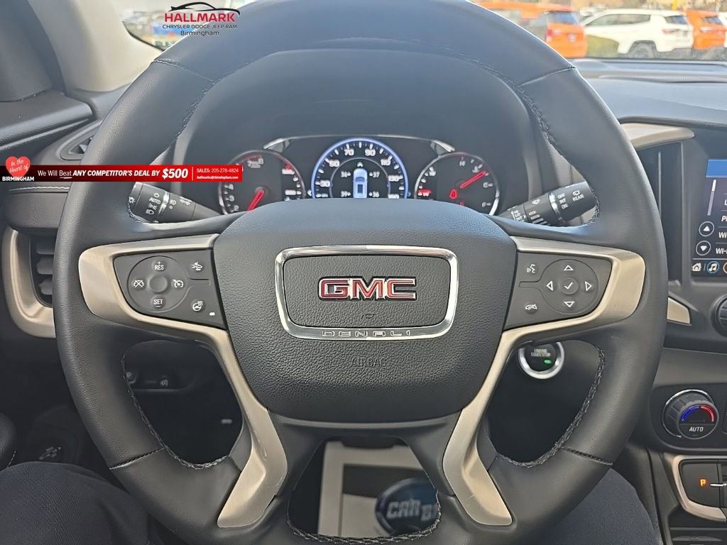 Used 2023 GMC Terrain Denali w/ Denali Premium Package image 13