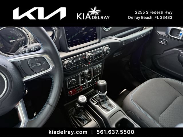 Used 2023 Jeep Wrangler Unlimited Rubicon 4xe w/ Cold Weather Group AWD/4WD image 28