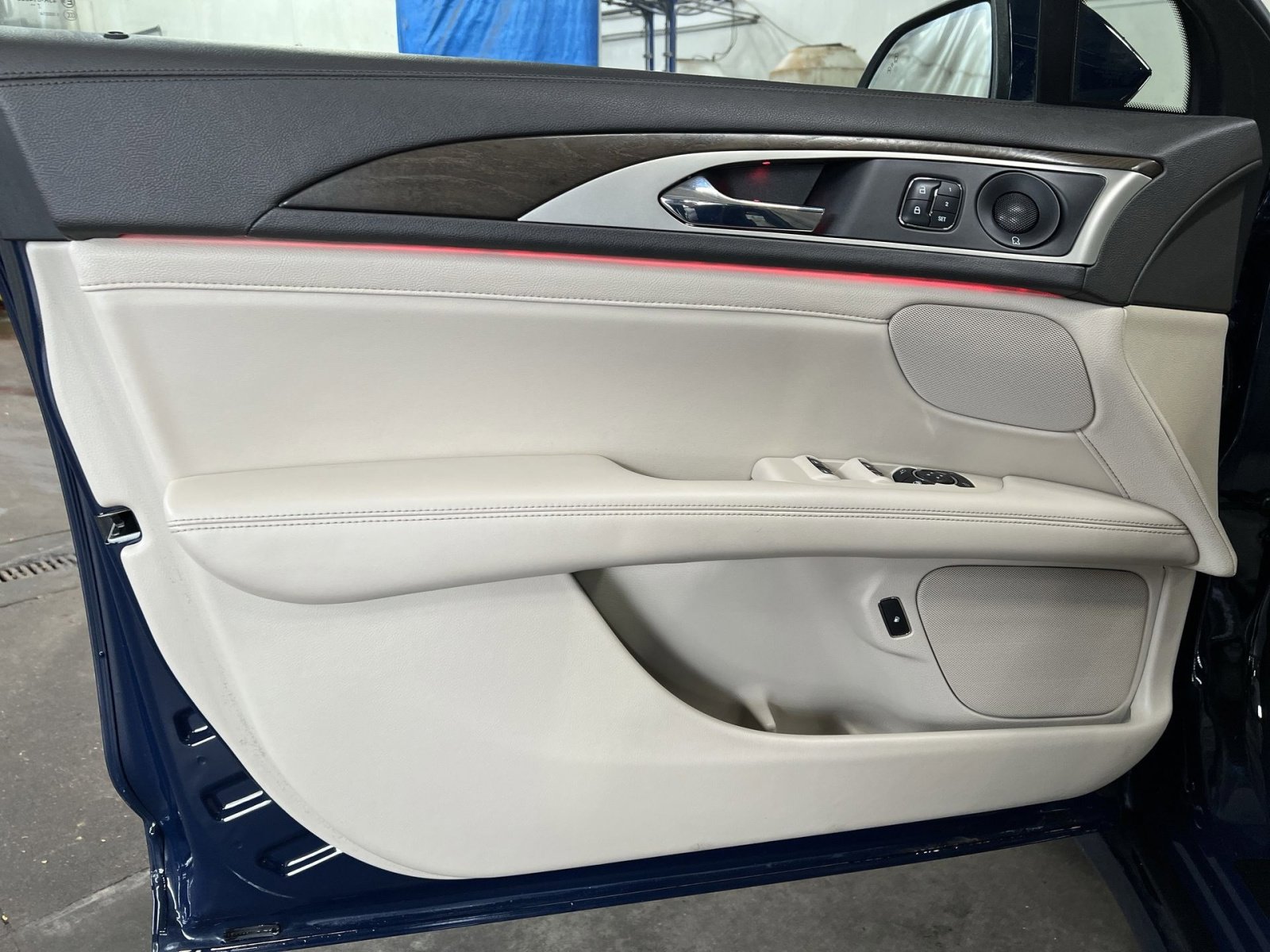 Used 2018 Lincoln MKZ Reserve w/ Climate Package image 14