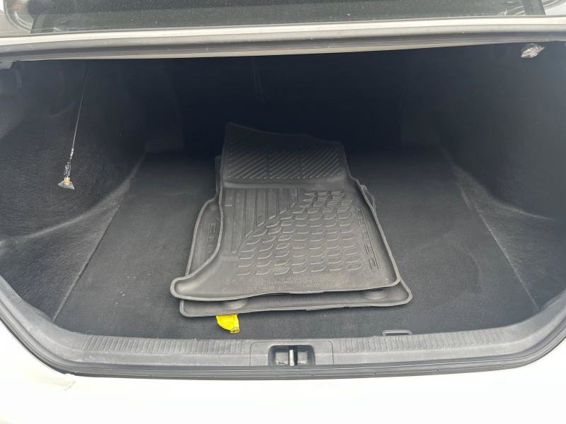 Used 2023 Toyota Camry XSE w/ Cold Weather Package image 11