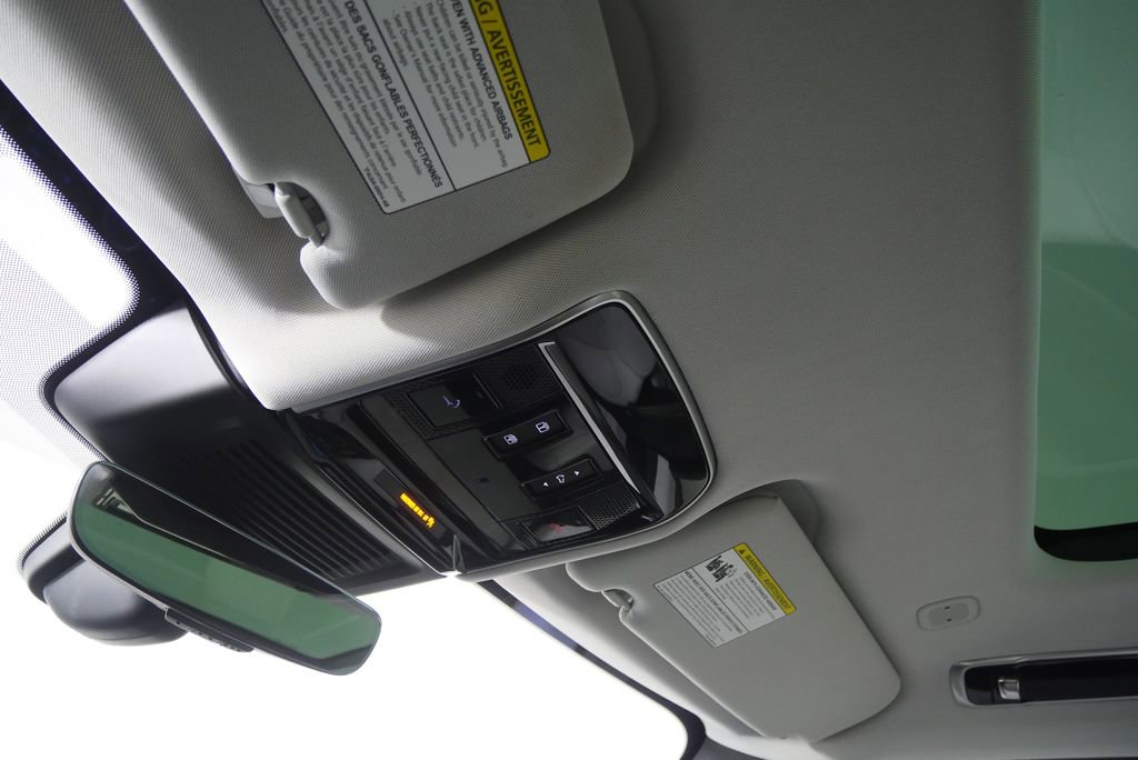 Used 2023 Land Rover Range Rover Sport SE image 25