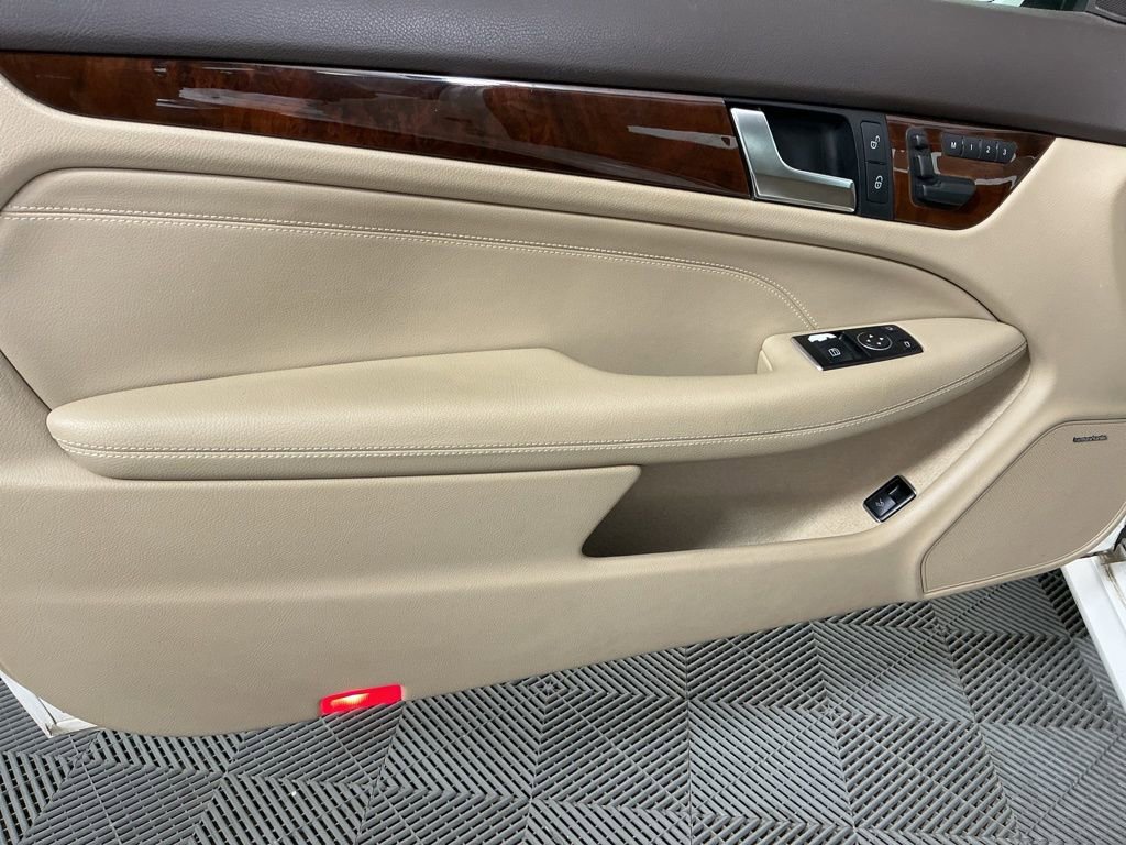 Used 2015 Mercedes-Benz C 250 Coupe image 23