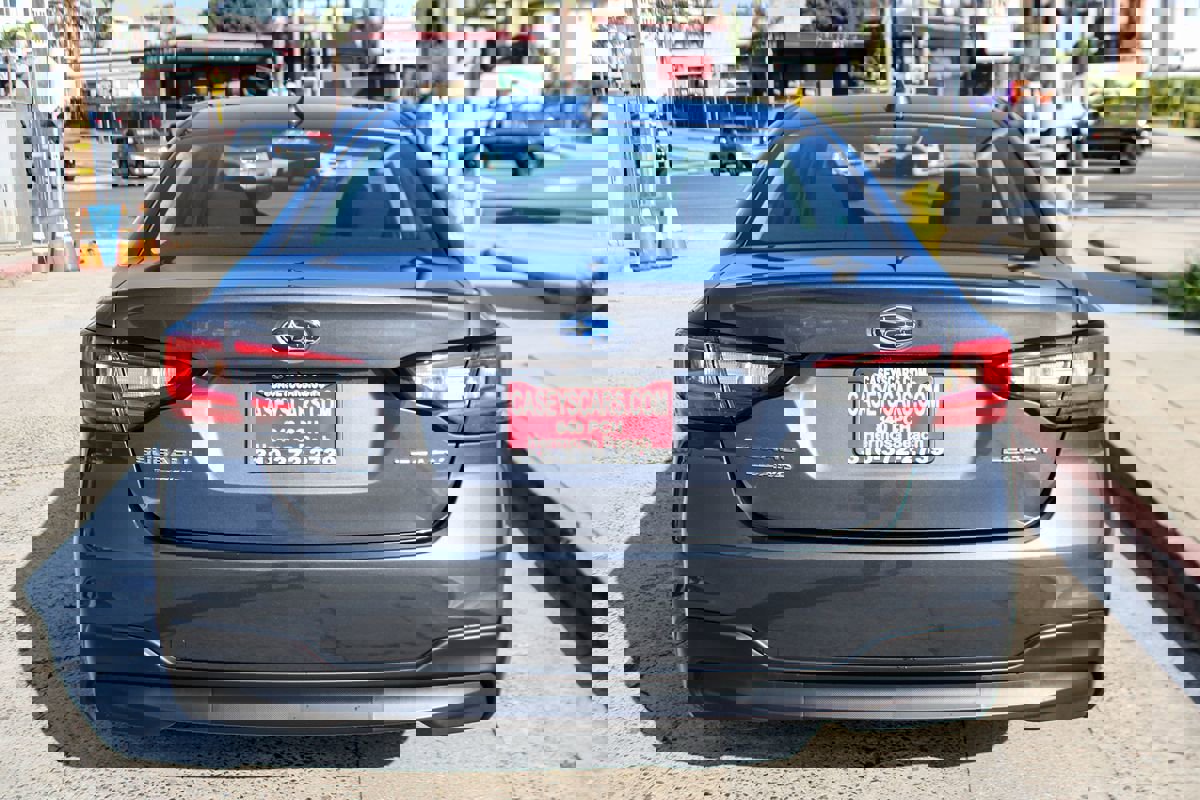 Used 2020 Subaru Legacy Premium image 4