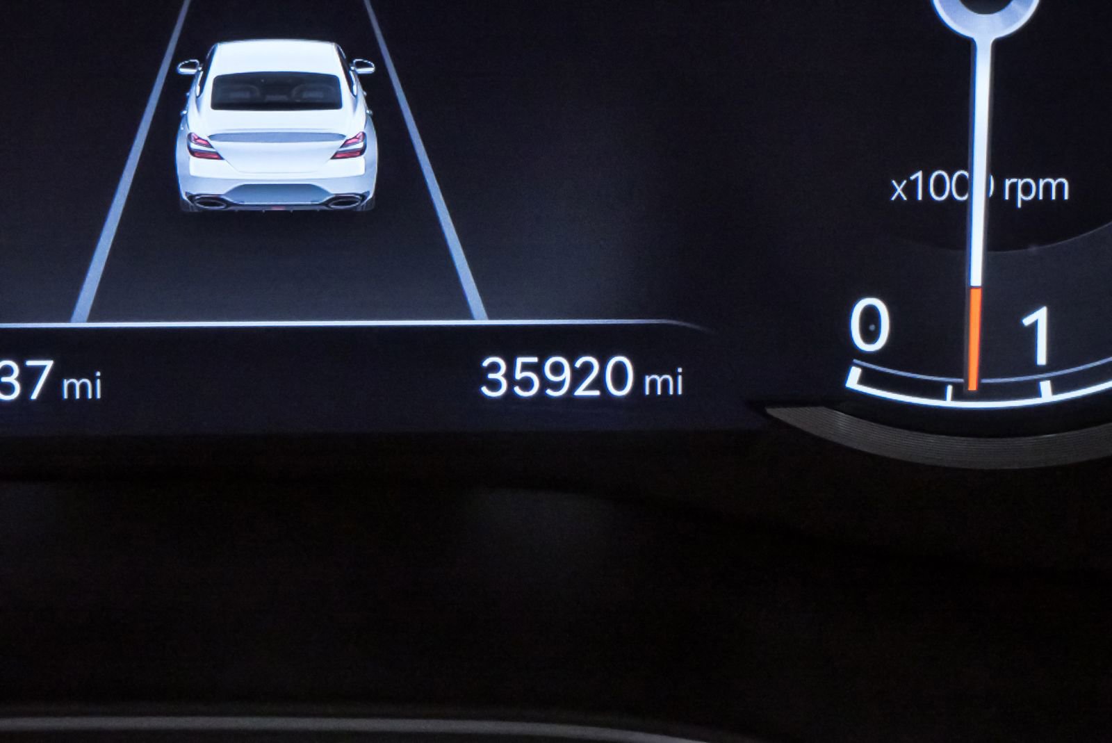 Certified 2022 Genesis G70 3.3T RWD image 23