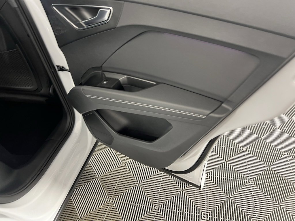 Used 2024 Audi Q4 e-tron Premium Plus w/ Premium Plus image 39