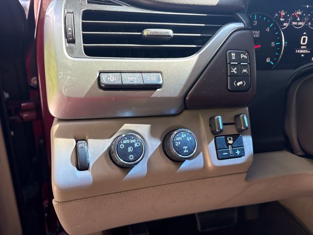 Used 2016 Chevrolet Tahoe LTZ AWD/4WD image 13