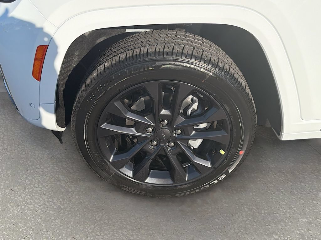 New 2026 Jeep Grand Cherokee Limited AWD/4WD image 41