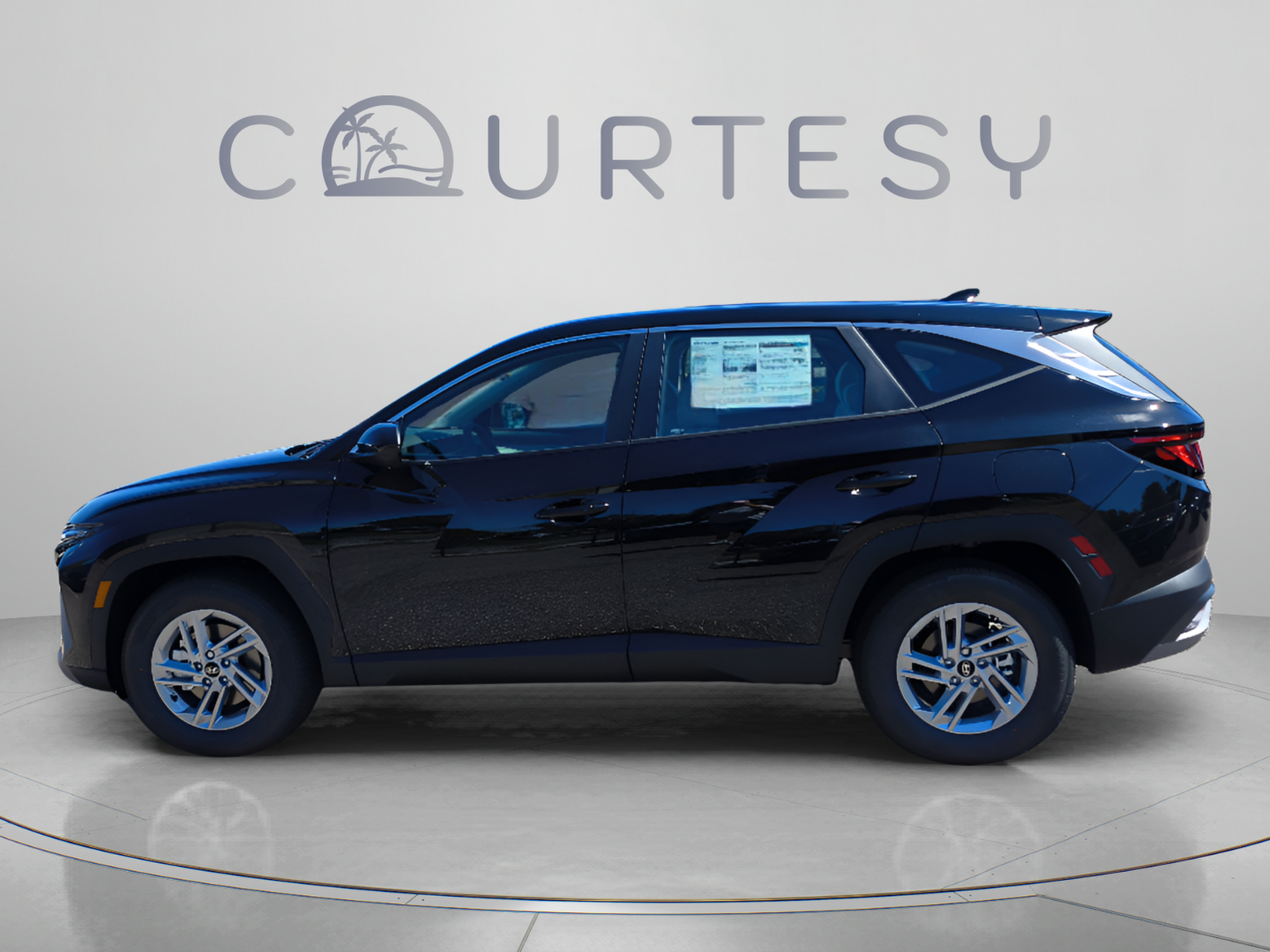 New 2026 Hyundai Tucson SE FWD image 2