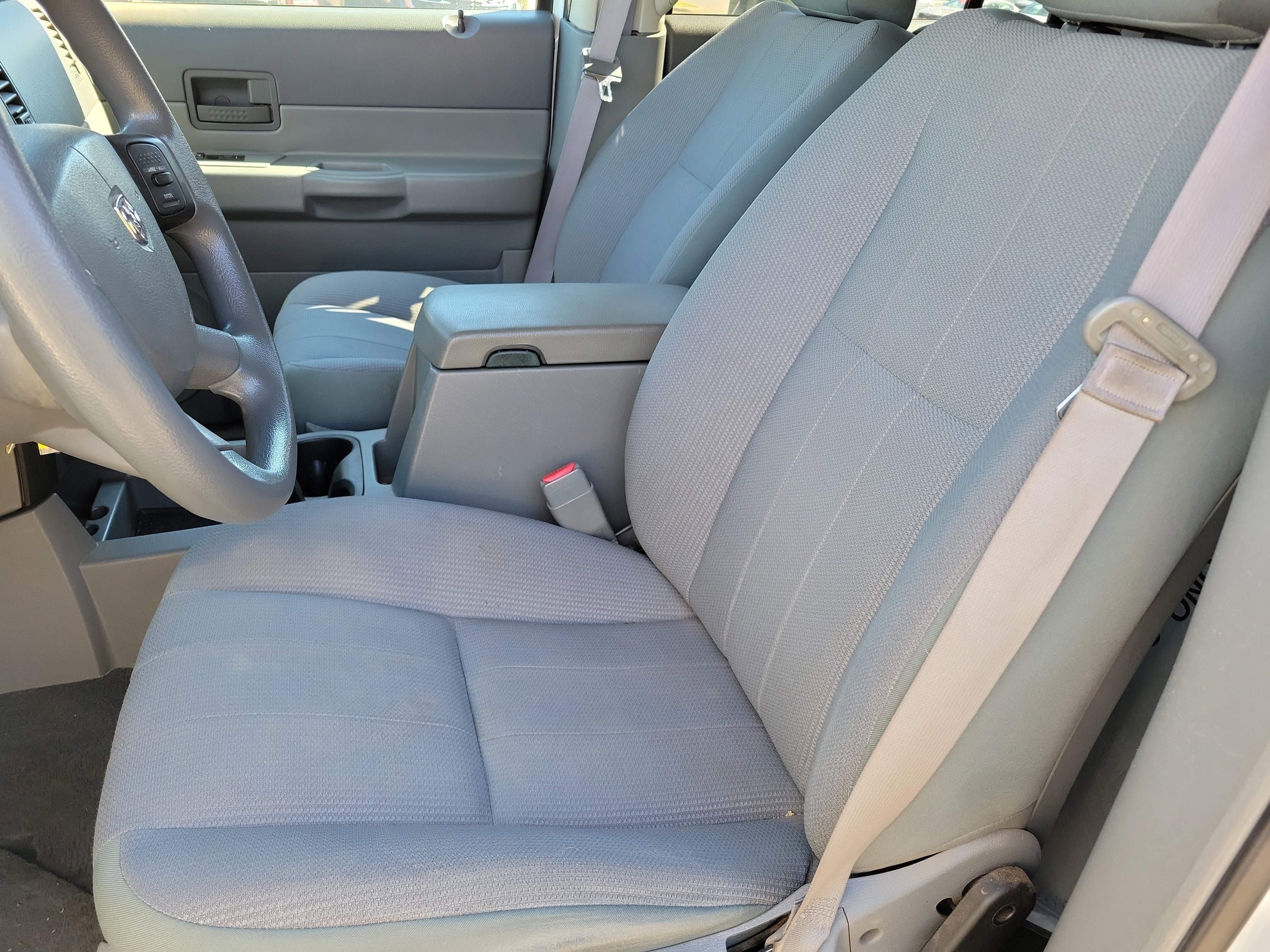 Used 2006 Dodge Durango SXT image 4