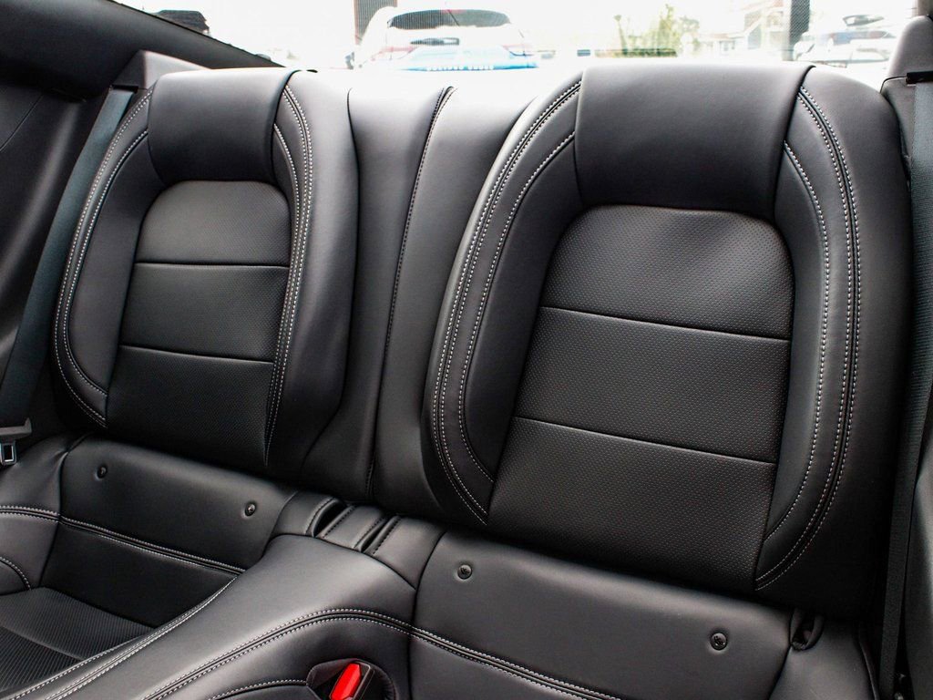 Used 2025 Ford Mustang Premium image 30