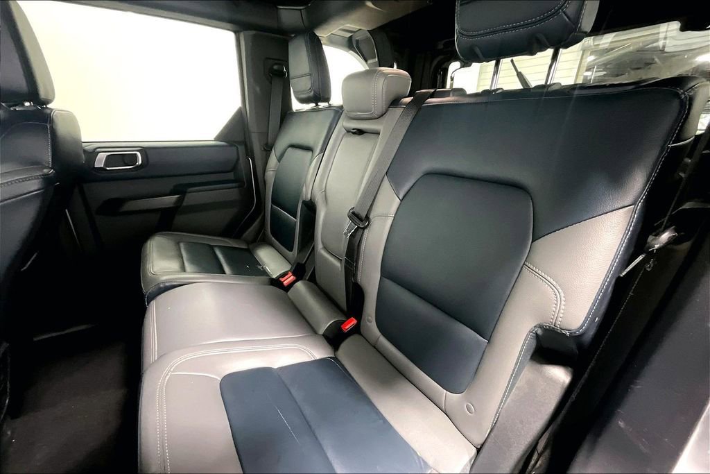 Used 2024 Ford Bronco Outer Banks AWD/4WD image 27