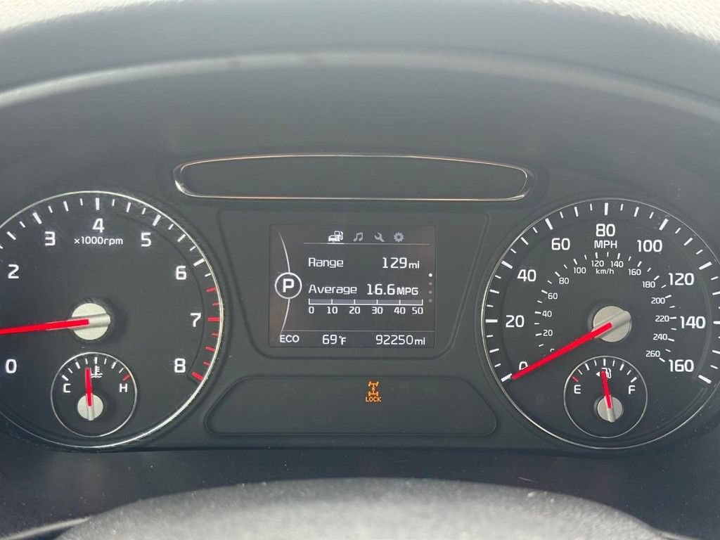 Used 2017 Kia Sorento AWD image 24