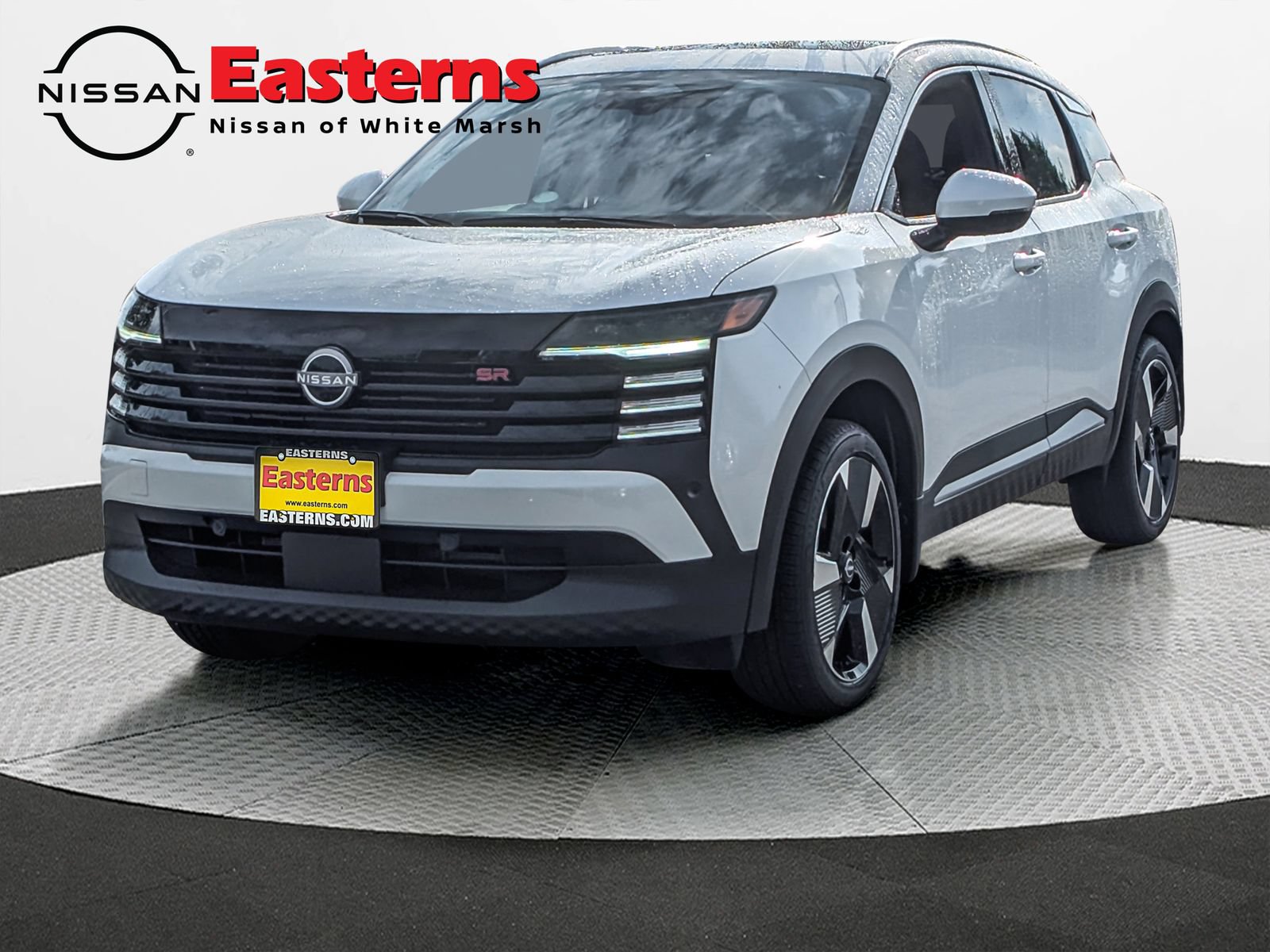 New 2025 Nissan Kicks SR w/ SR Premium Package