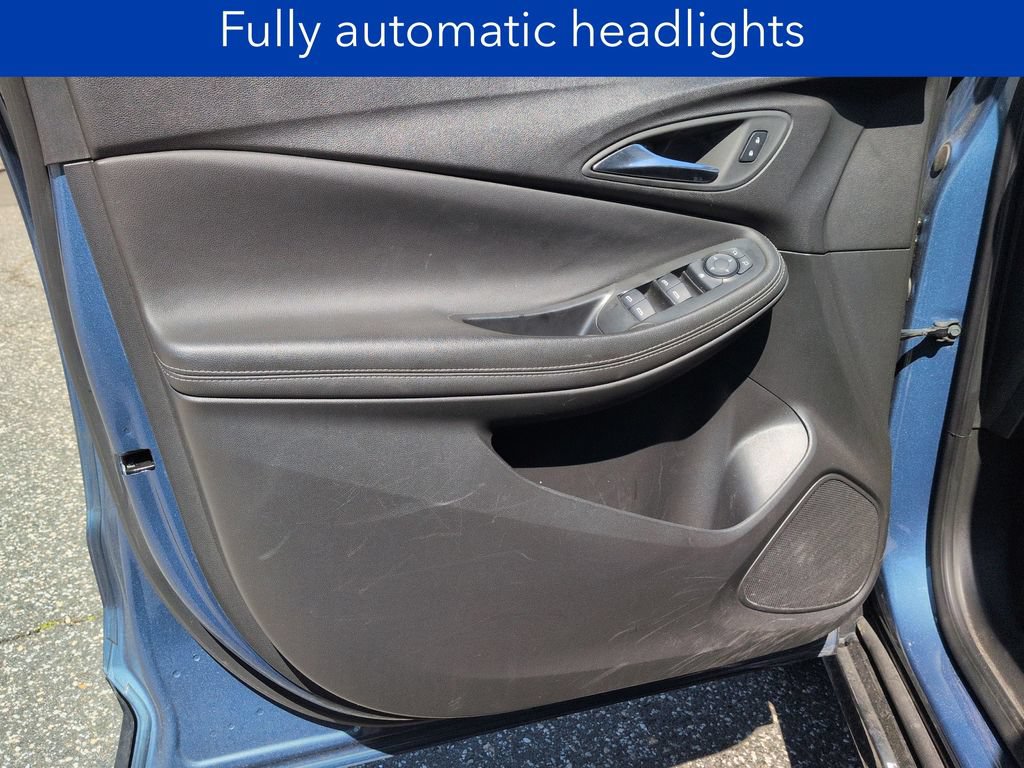 Certified 2024 Buick Encore GX Sport Touring AWD/4WD image 10
