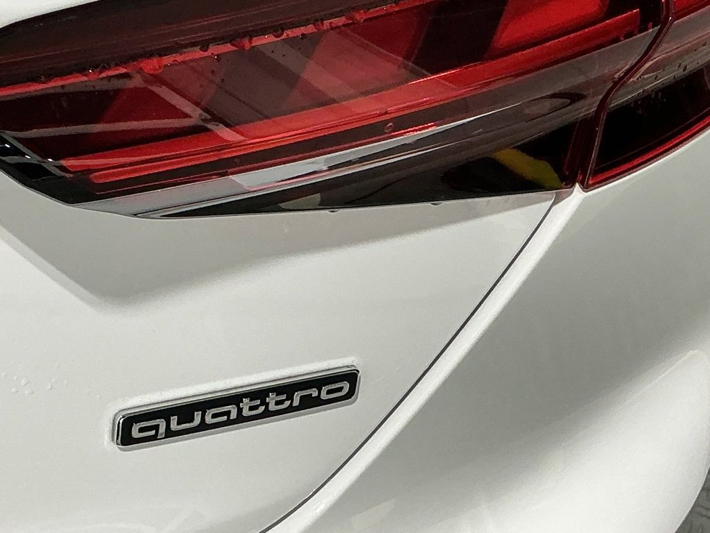 Used 2025 Audi A5 2.0T Premium Plus image 4