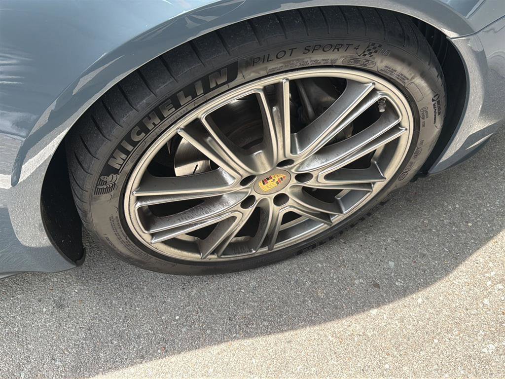 Used 2018 Porsche Panamera 4S AWD/4WD image 13