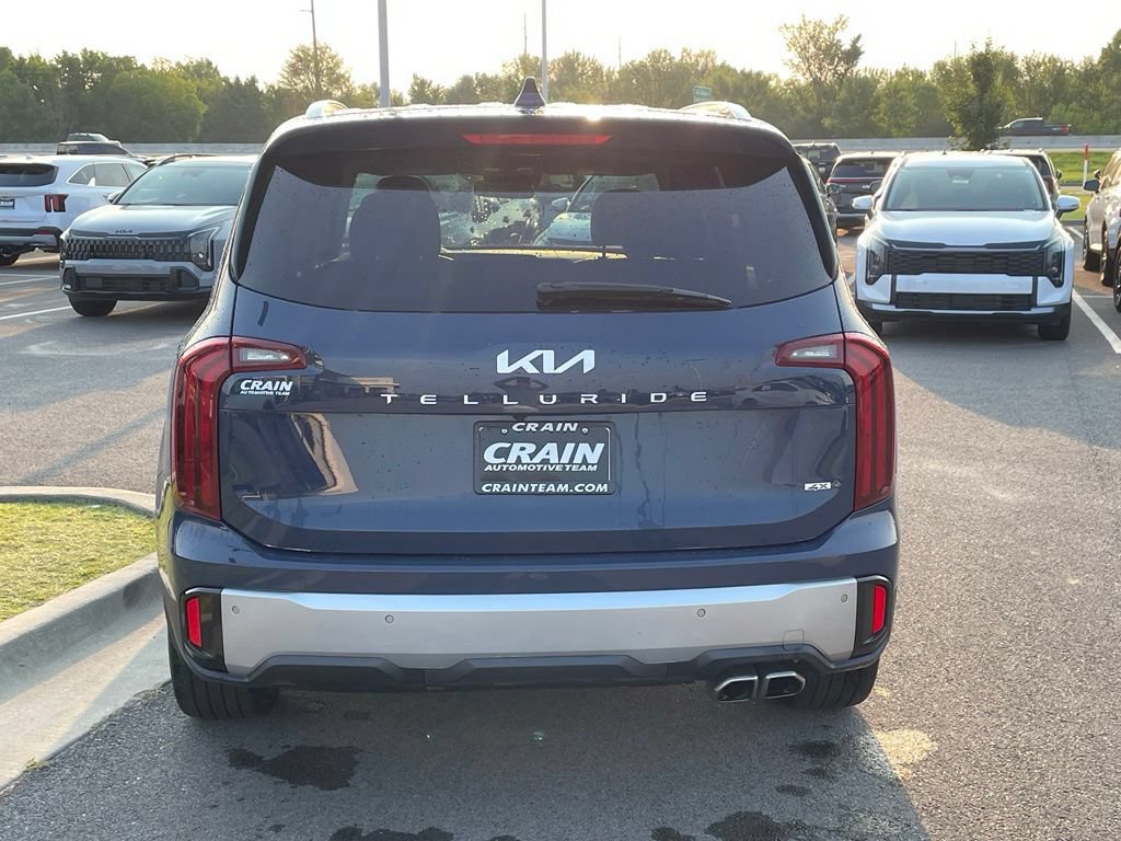 Certified 2023 Kia Telluride S w/ S Sunroof Package AWD/4WD image 6