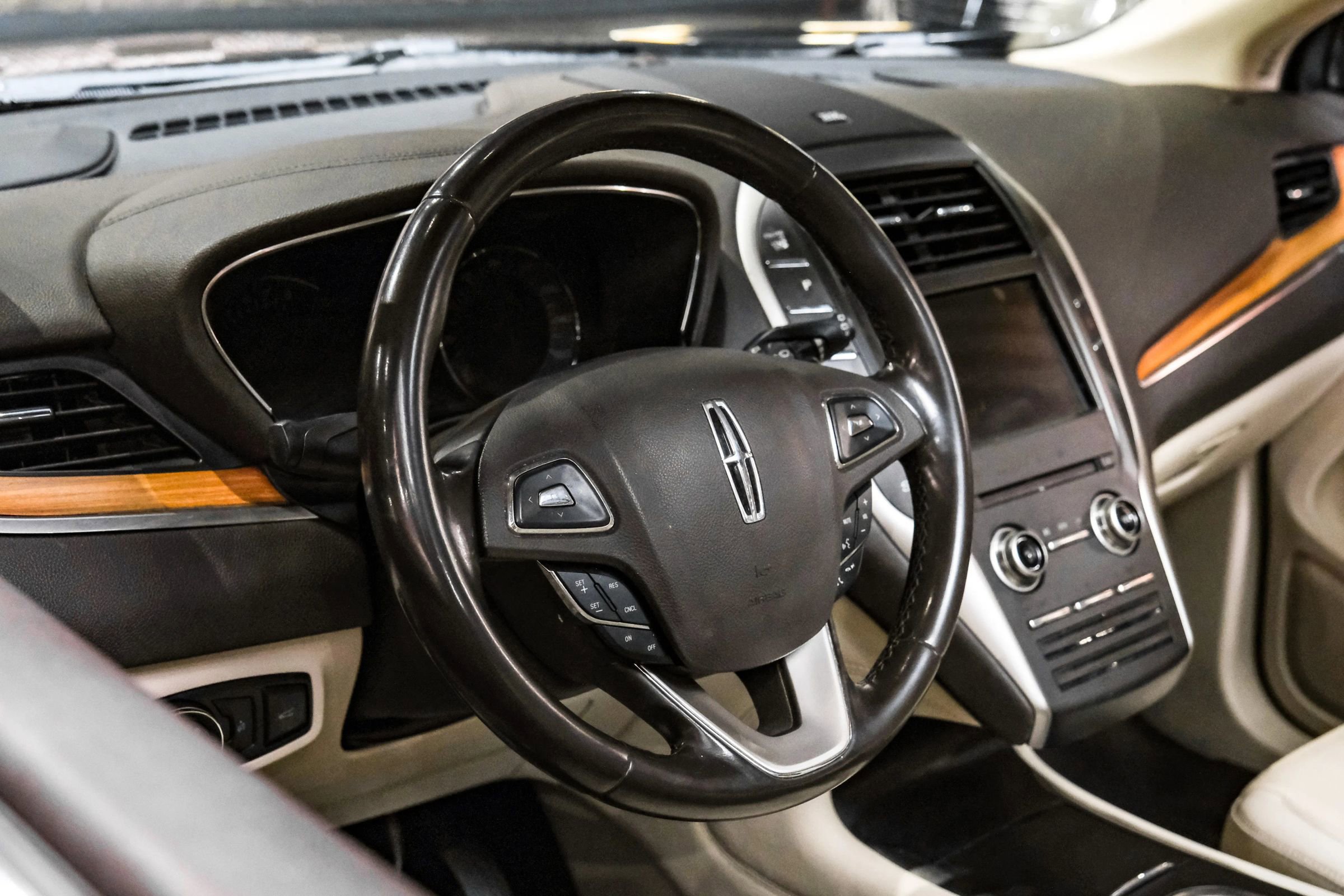 Used 2015 Lincoln MKC AWD w/ Equipment Group 102A Reserve image 12