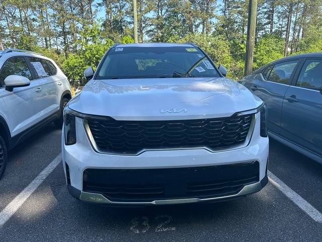 Used 2025 Kia Sorento S FWD image 2