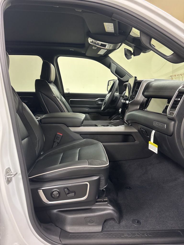 New 2026 RAM 1500 Laramie w/ Night Edition image 31