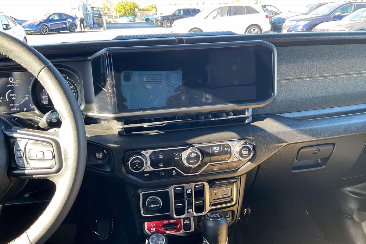 Used 2025 Jeep Wrangler Unlimited Sport S 4xe AWD/4WD image 6