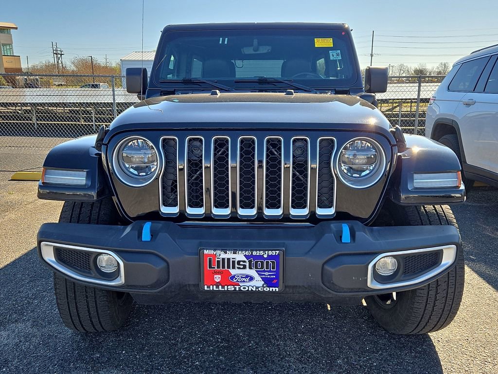 Used 2022 Jeep Wrangler Unlimited Sahara w/ Cold Weather Group image 2