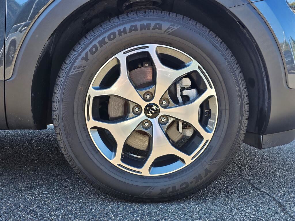 Used 2020 Kia Telluride EX AWD/4WD image 9