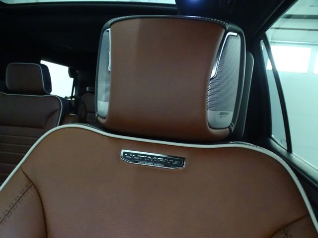 Used 2023 GMC Yukon Denali Ultimate image 4