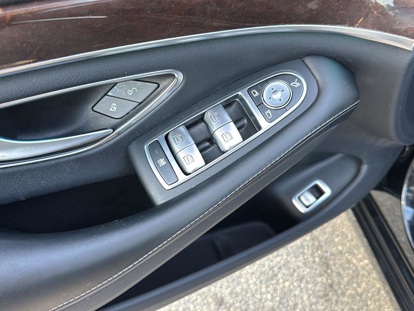 Used 2018 Mercedes-Benz S 560 S 560 image 26